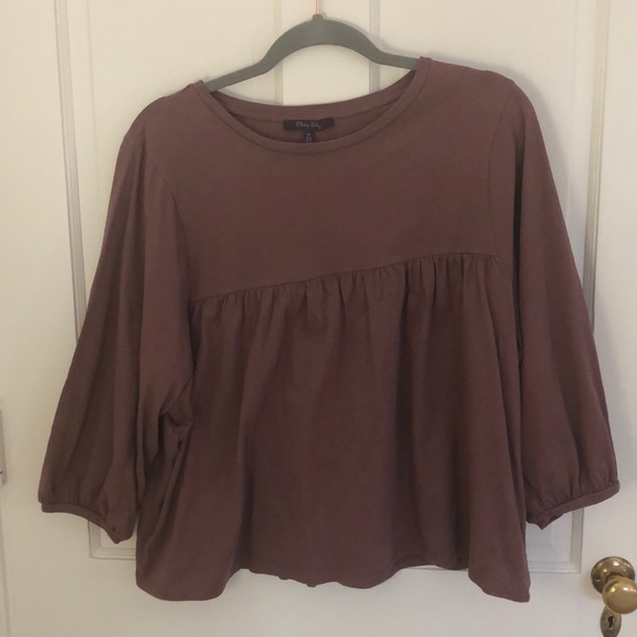 Cute long sleeve top! - Picture 1 of 4